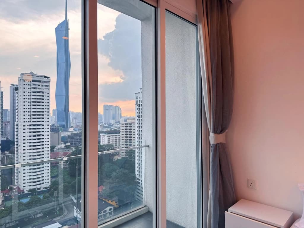6PAX SUITES KL CITY Pavilion at Bukit Bintang NETFLIX & WIFI - photo 26