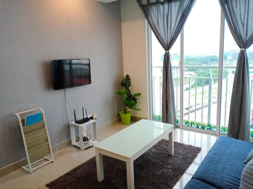 Homi Homestay Menara U2 - photo 2