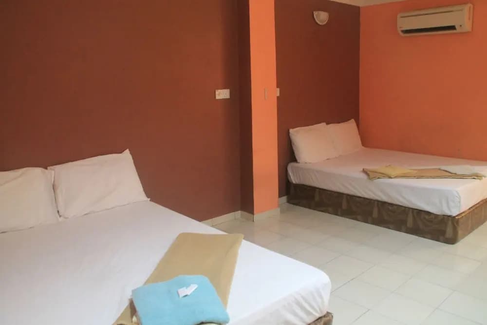 Banting Hotel - photo 3