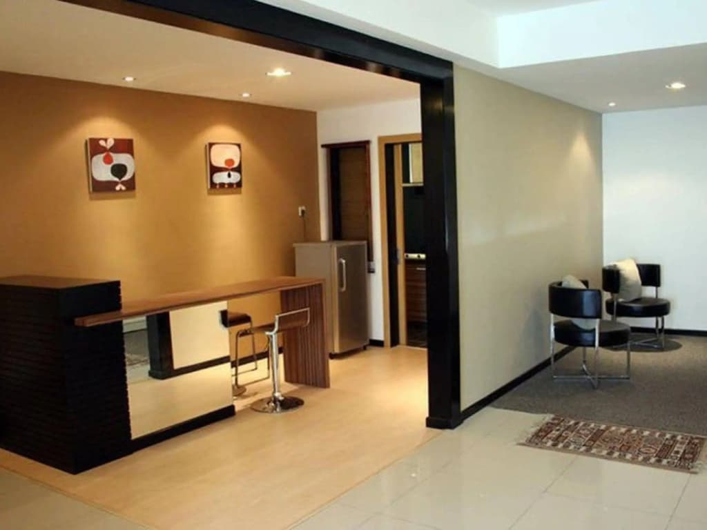 Likas Square Apartment Hotel - photo 13