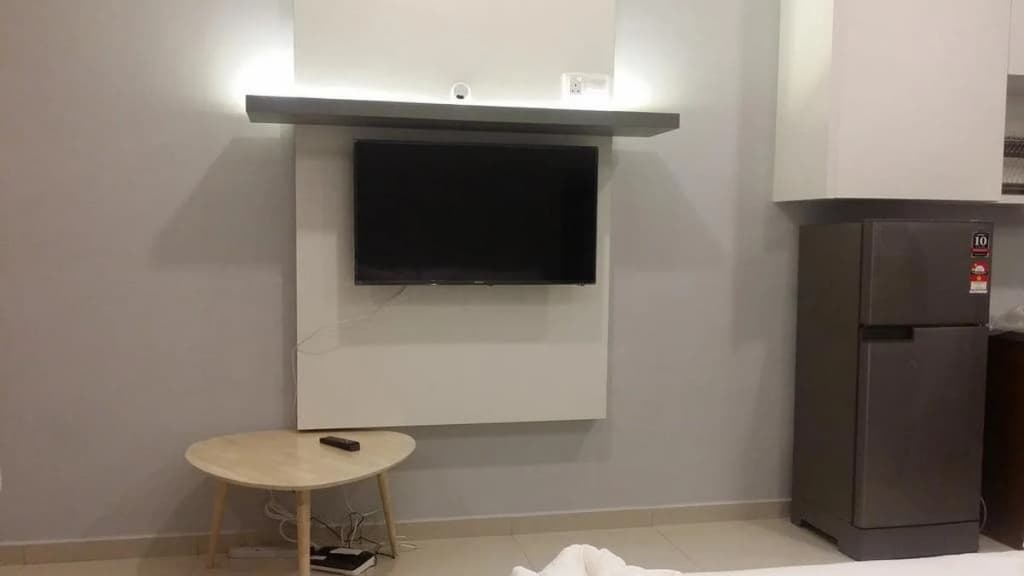 PINNACLE Suites - photo 1