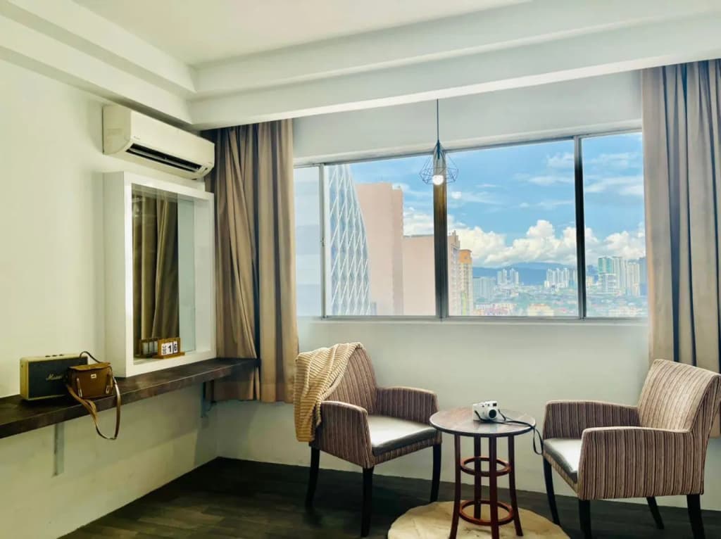 M1 City Center Hotel & Suites - photo 4