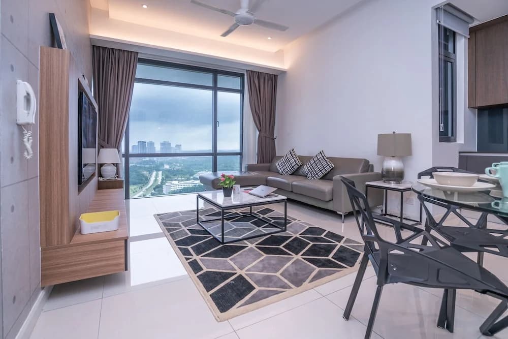 OYO Home 89724 Amazing 2br Grand Medini - photo 31