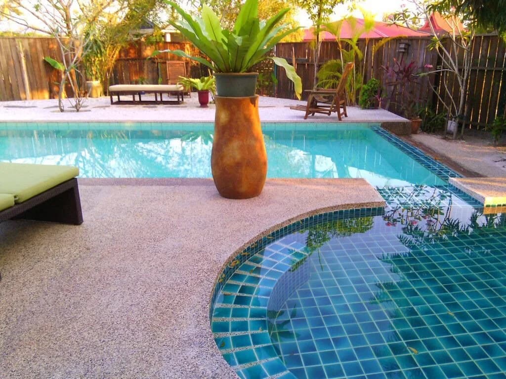 Panji Panji Tropical Wooden Home - photo 12