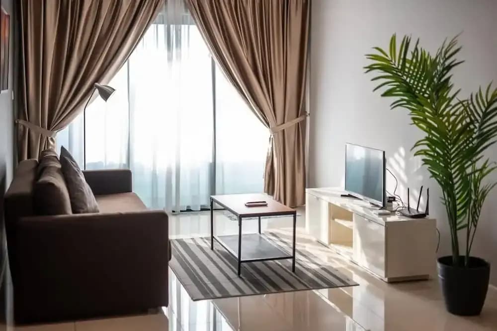 High Floor Suasana Suites 5 in JB City With Wifi - photo 2