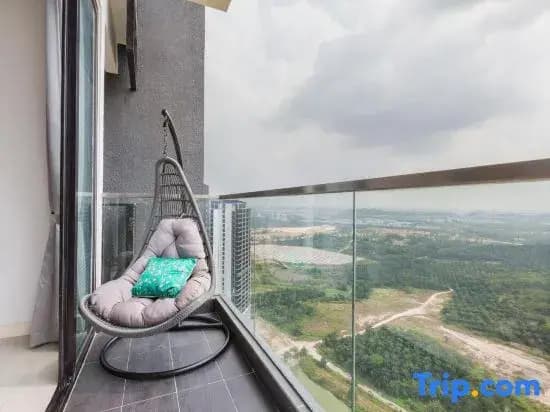 Legoland Fun- Hostahome Suites at D'Pristine Residence - photo 6