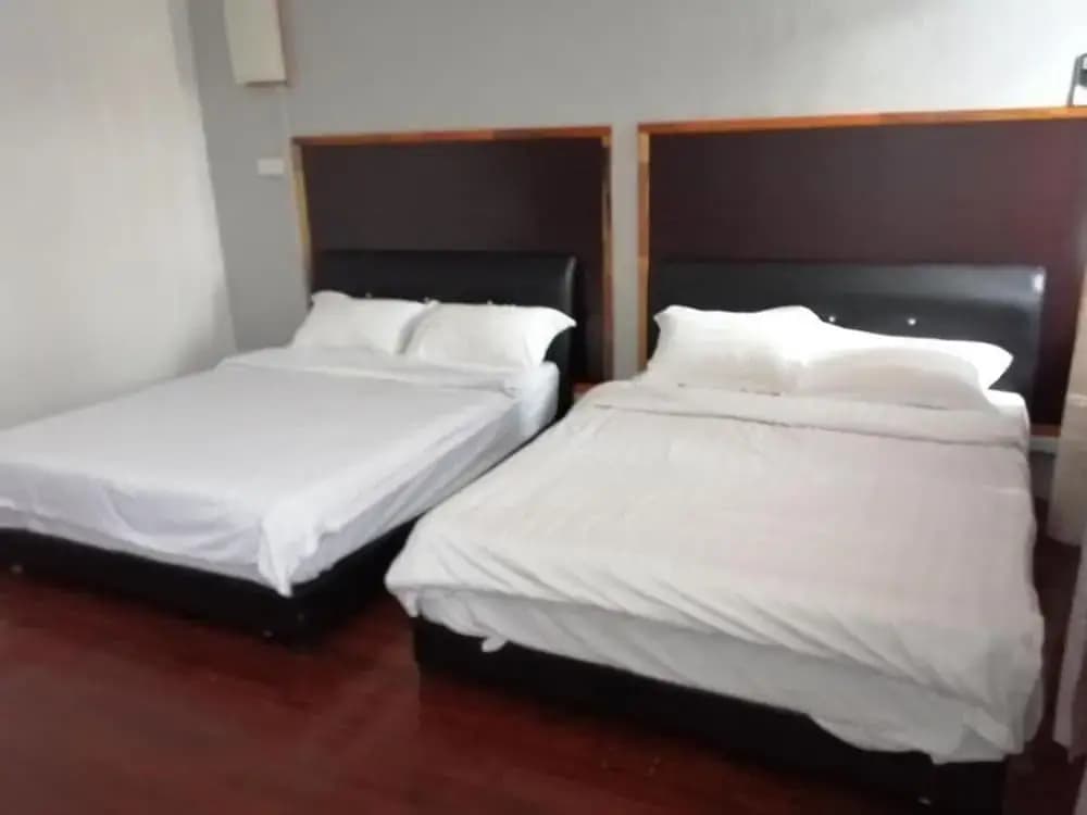 Family Room in Kuching, With Ac and Wifi - photo 4