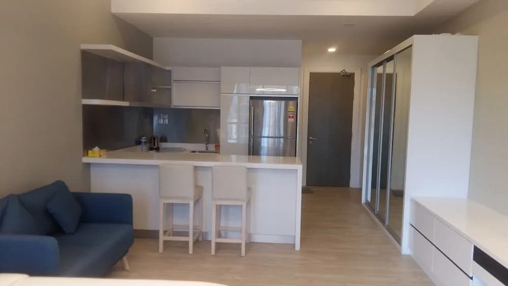 M City Service Suite - photo 4