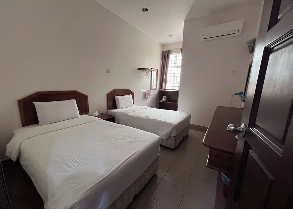 SL Guesthouse Kuantan, Pahang - photo 15