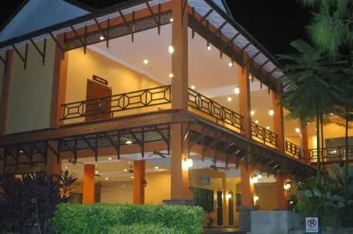 Tanjung Demong Beach Resort - main photo