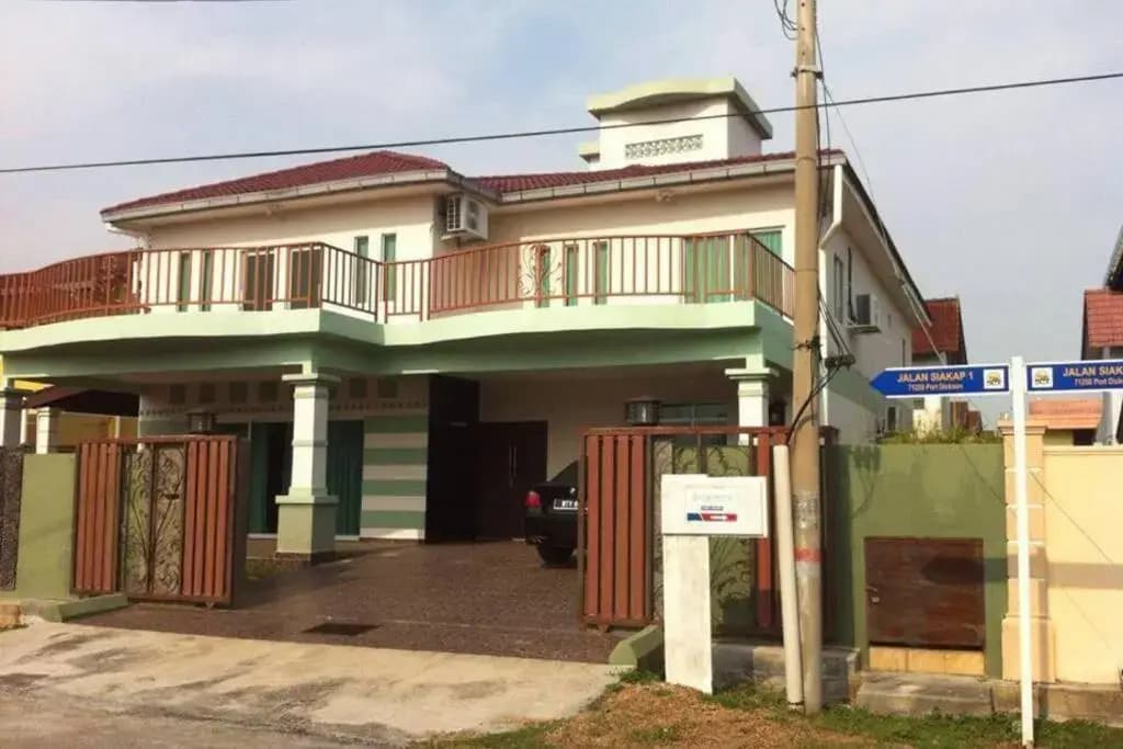 Aqua Blue Wave Port Dickson Home Villa - photo 1