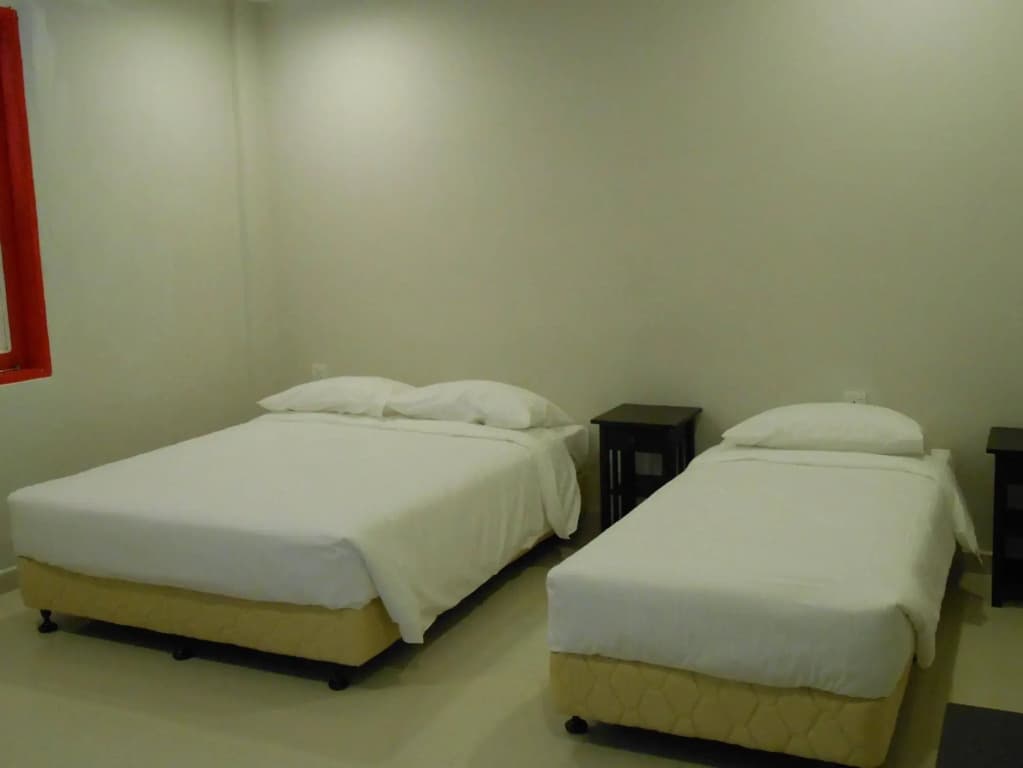 KT Chinatown Lodge - photo 3