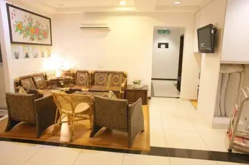 N K Hotel - main photo