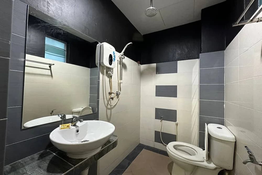 Bull & Bear Airport Hotel Langkawi - photo 7