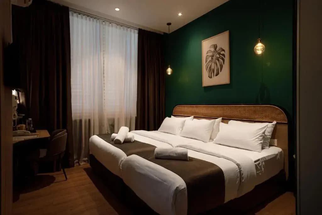 Season Point Hotel - photo 31
