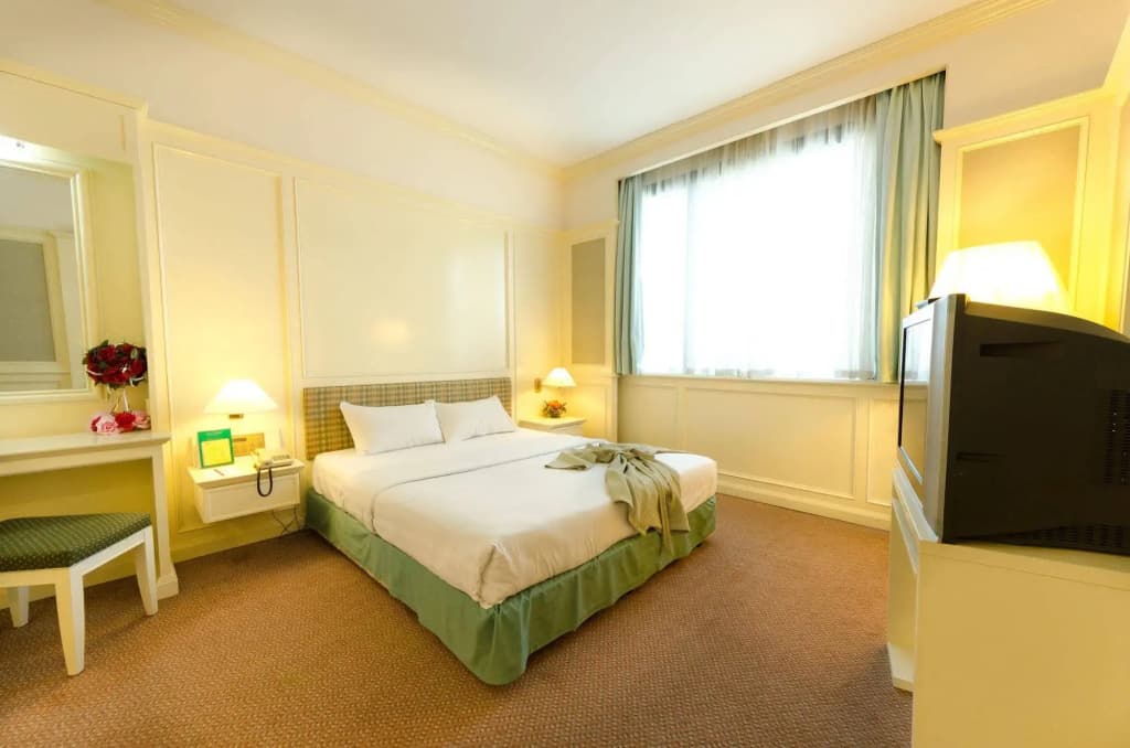 Park Avenue Hotel - photo 6