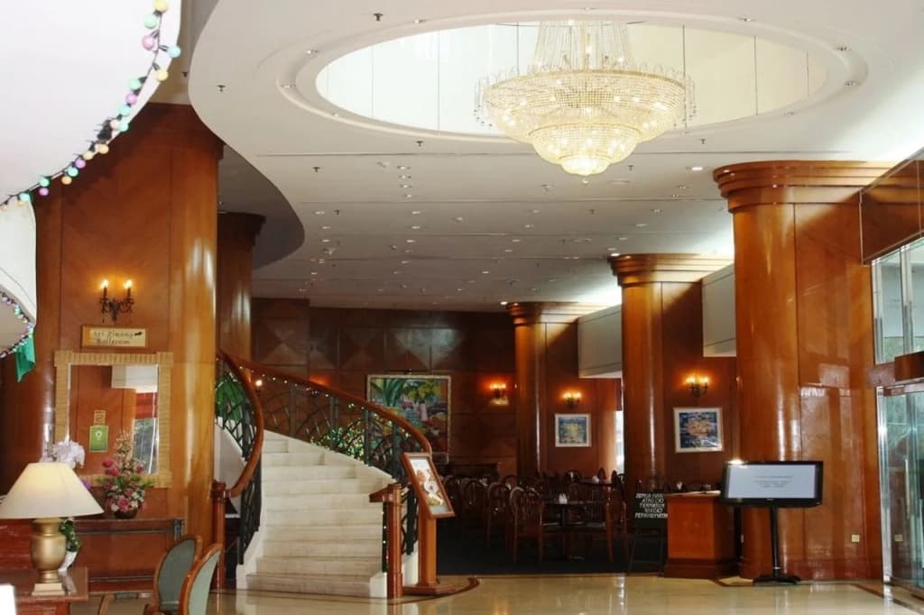 Hotel Royal Penang - photo 2