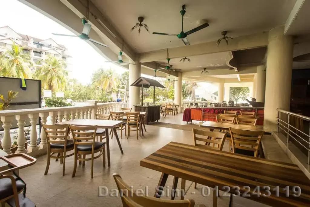 Bayu Beach Resort Apartment Seaview Private Beach - photo 11