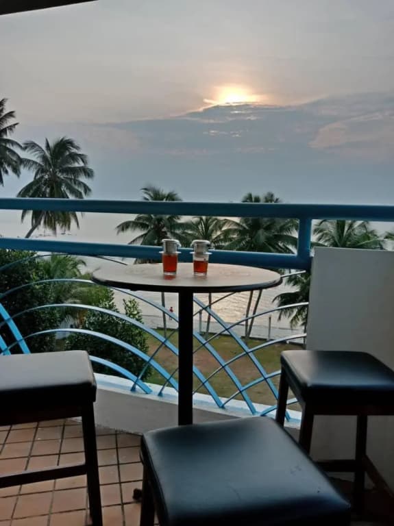 Beachfront Unit at Seri Bulan , Pantai TelukKemang - photo 5
