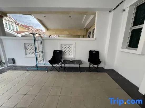 Taman Banang Ria Simple Homestay - photo 10