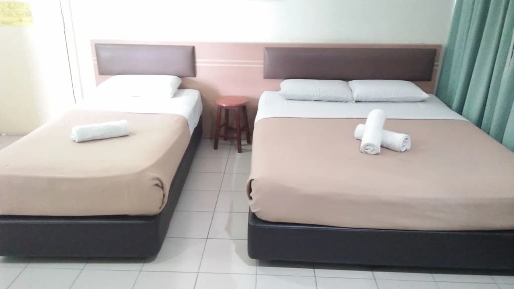 Dragon Inn Premium Hotel ( J.B) Sdn Bhd - photo 3