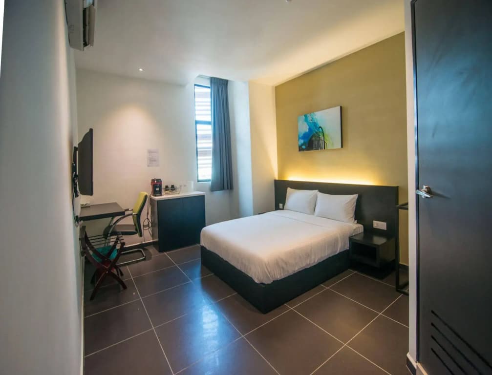 Ink Hotel - photo 3
