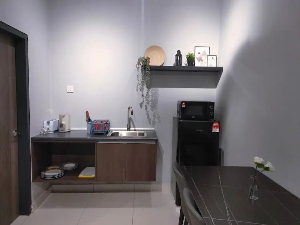 Edumetro  Subang Jaya - photo 18