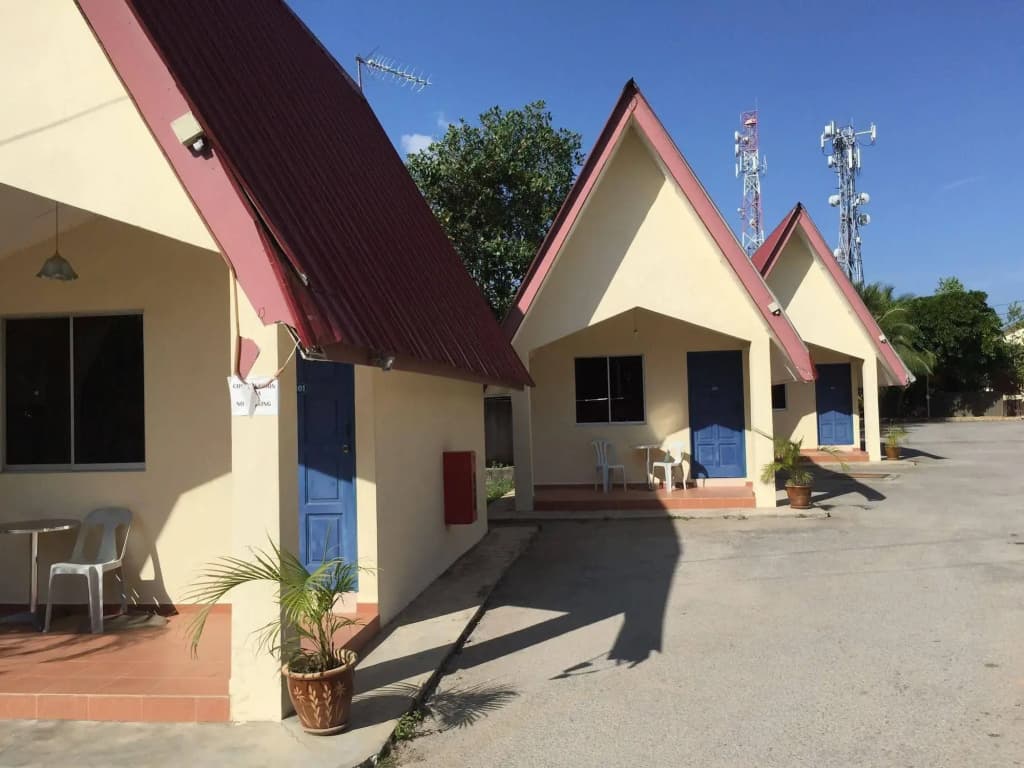 Adina Drive In Motel - photo 17