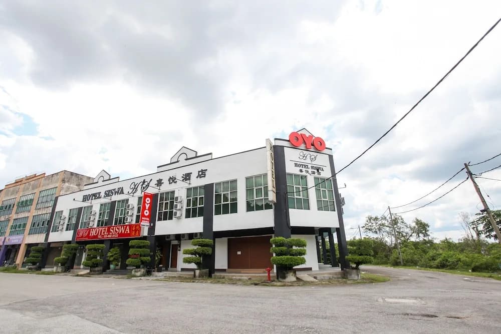 Hotel Siswa by OYO Rooms - main photo