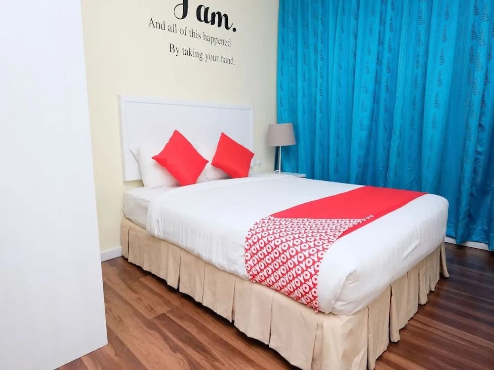 OYO 762 TY Hotel - photo 2