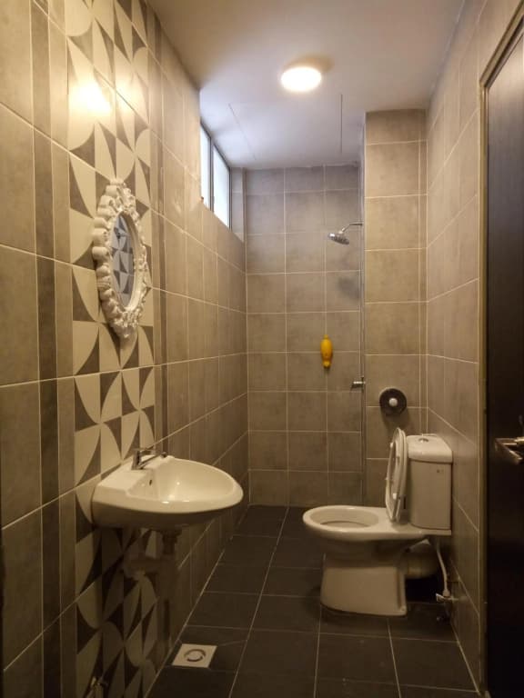 Icolor Home & Stay Ch 8 - photo 2