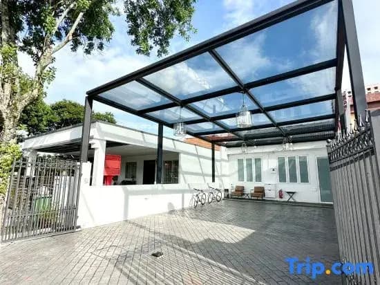 Stylish Cozy Landed Jelutong 3BR 2B 4CP-10poax by 3C - photo 2