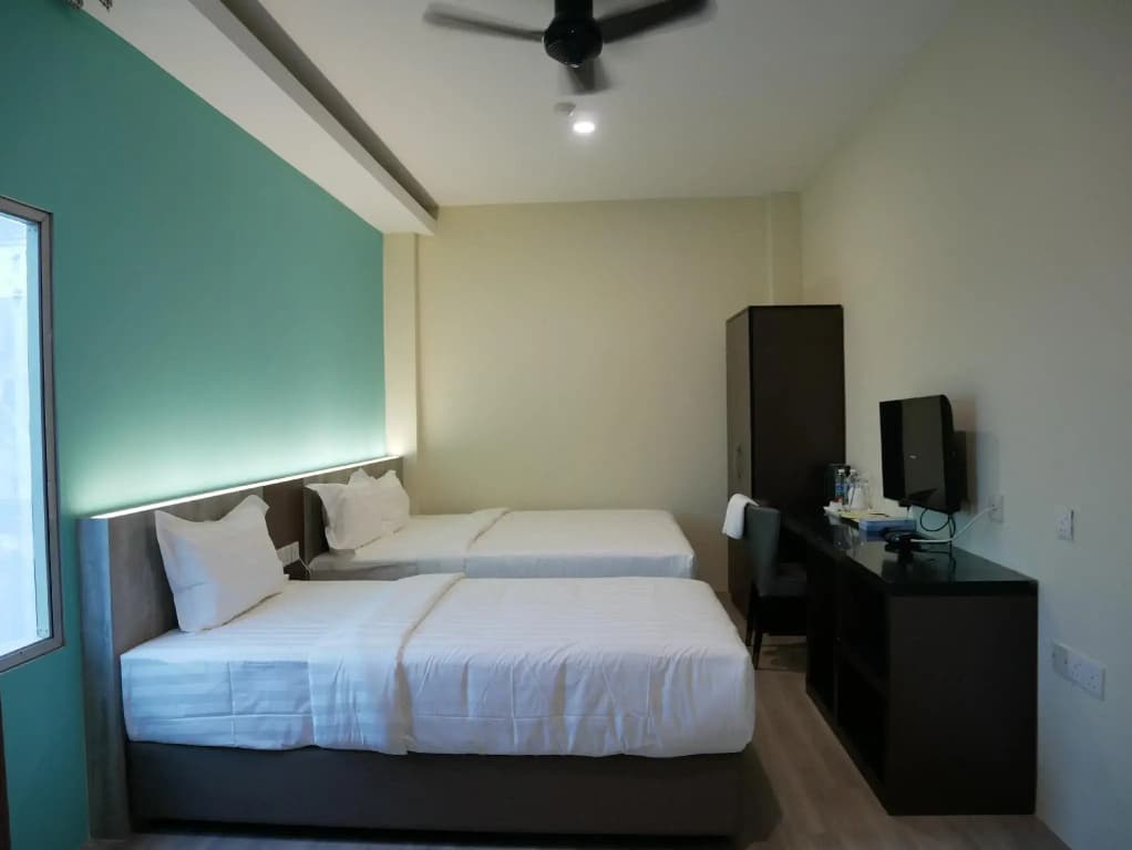 Pavilion Hotel Kuantan @ City Centre - photo 5