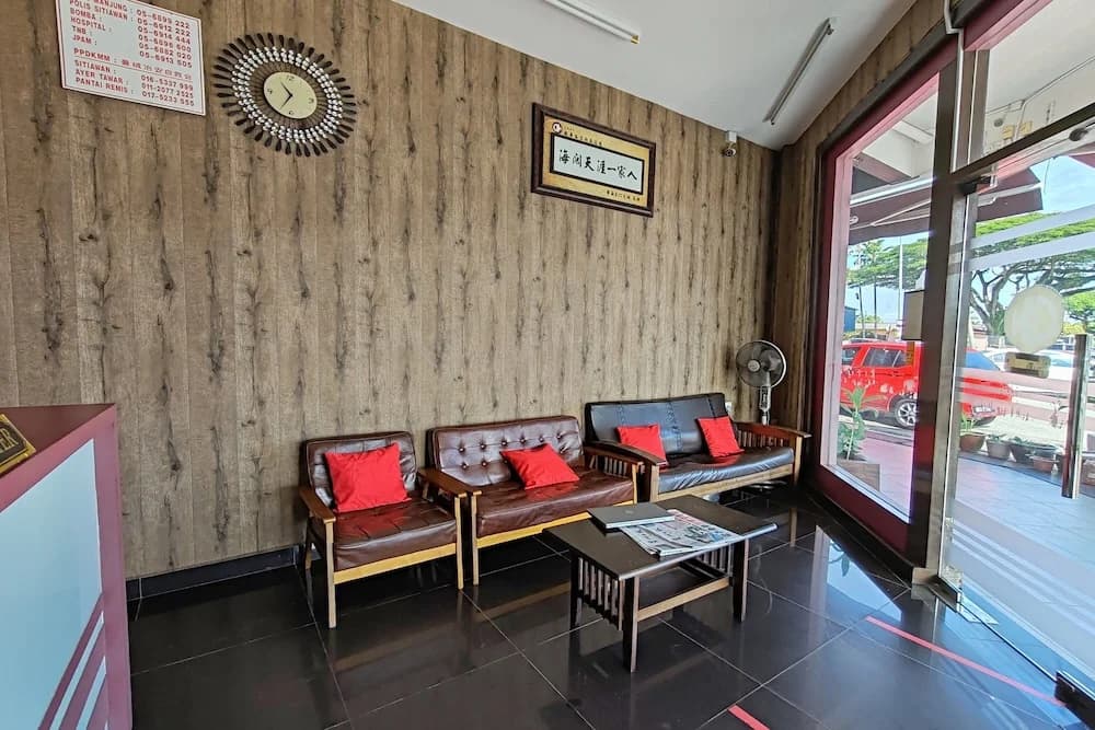 Hotel Kuang Hua Sitiawan Near To (UniKL-MIMET) - photo 16