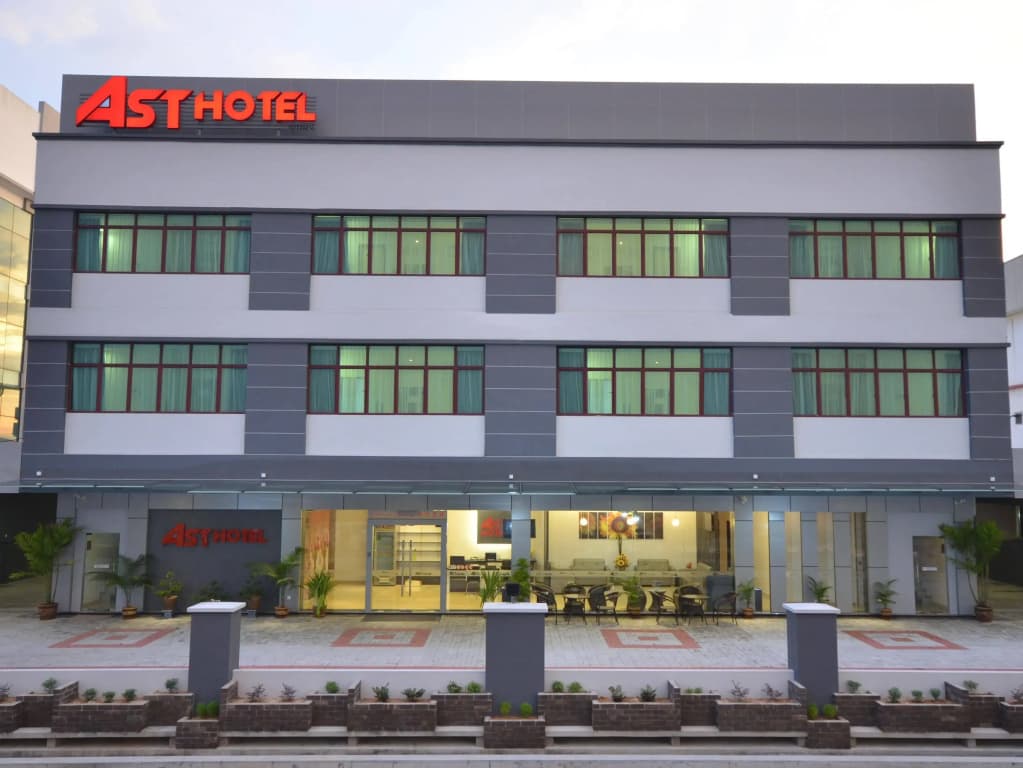 AST Hotel - photo 1