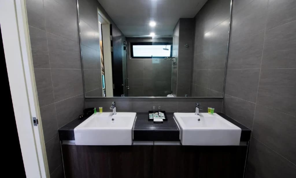 Tropical Villa Service Suite - photo 9