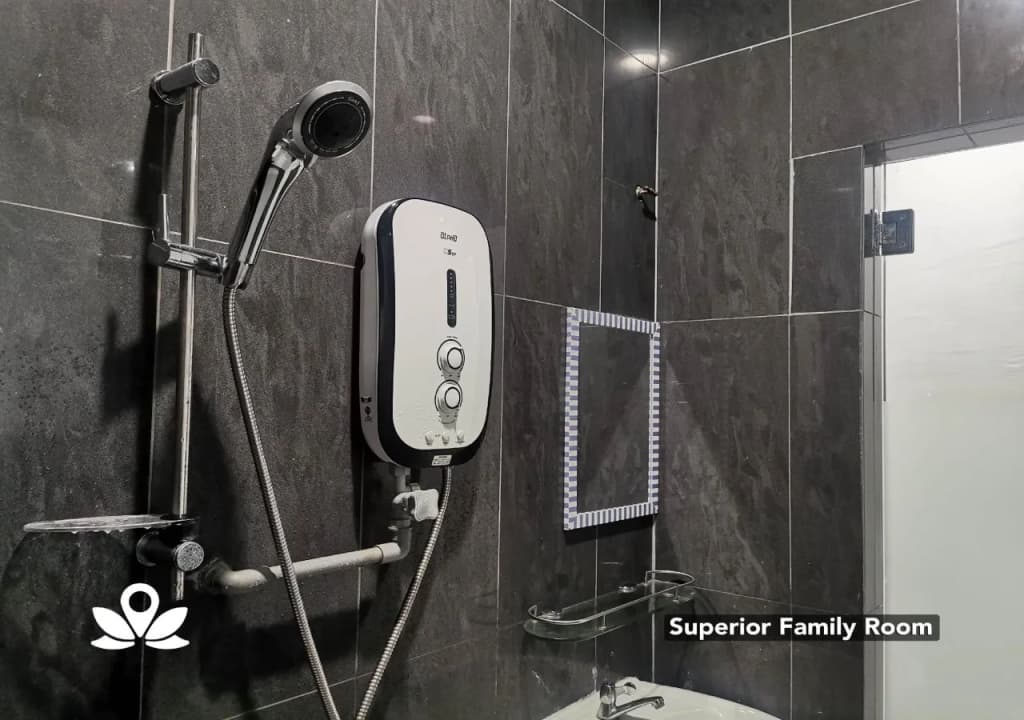 LSH Hotel - photo 18