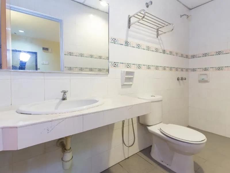 OYO 472 Comfort Hotel 1 - photo 9