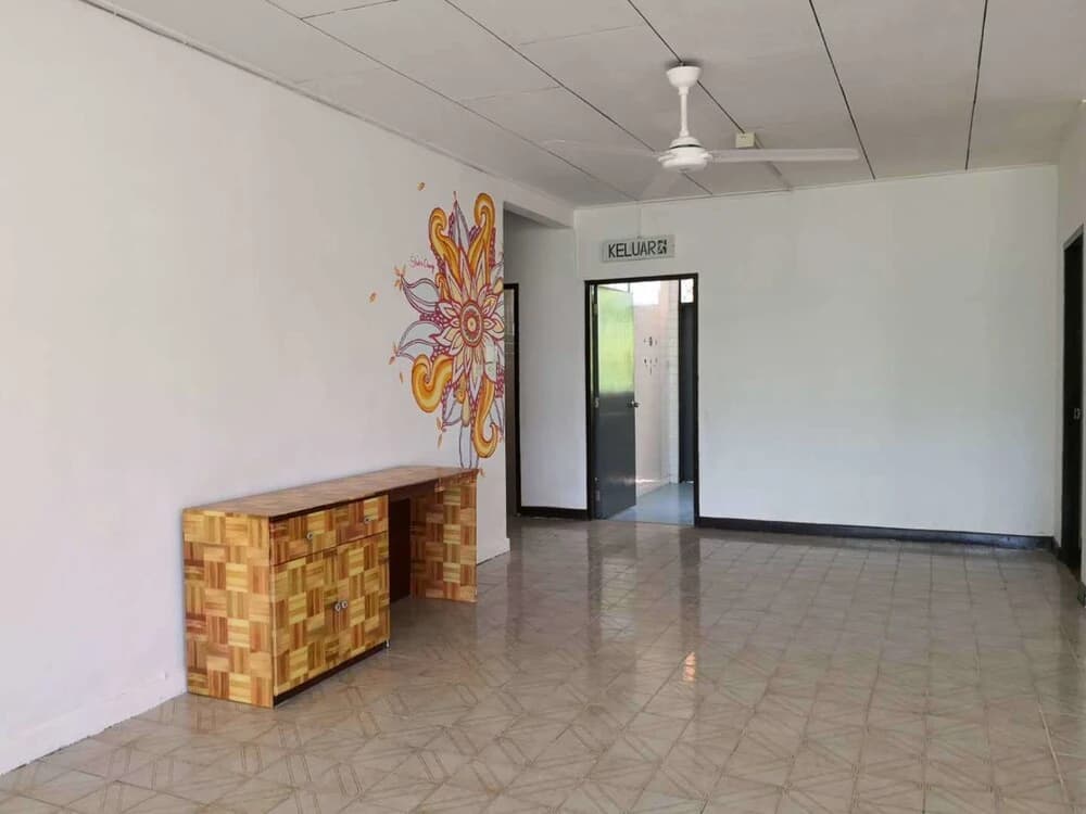 Le Le Seaside Villa Tanjung Aru - photo 12