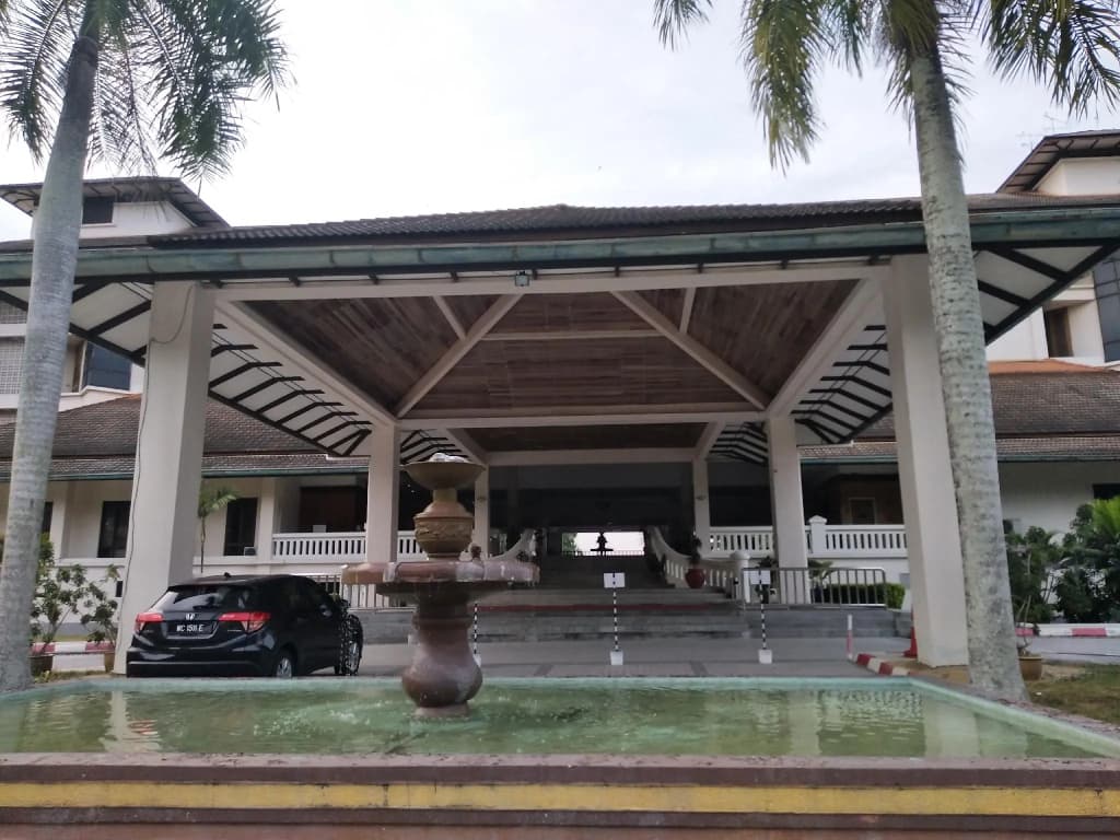 The Orient Star Resort Lumut - photo 1