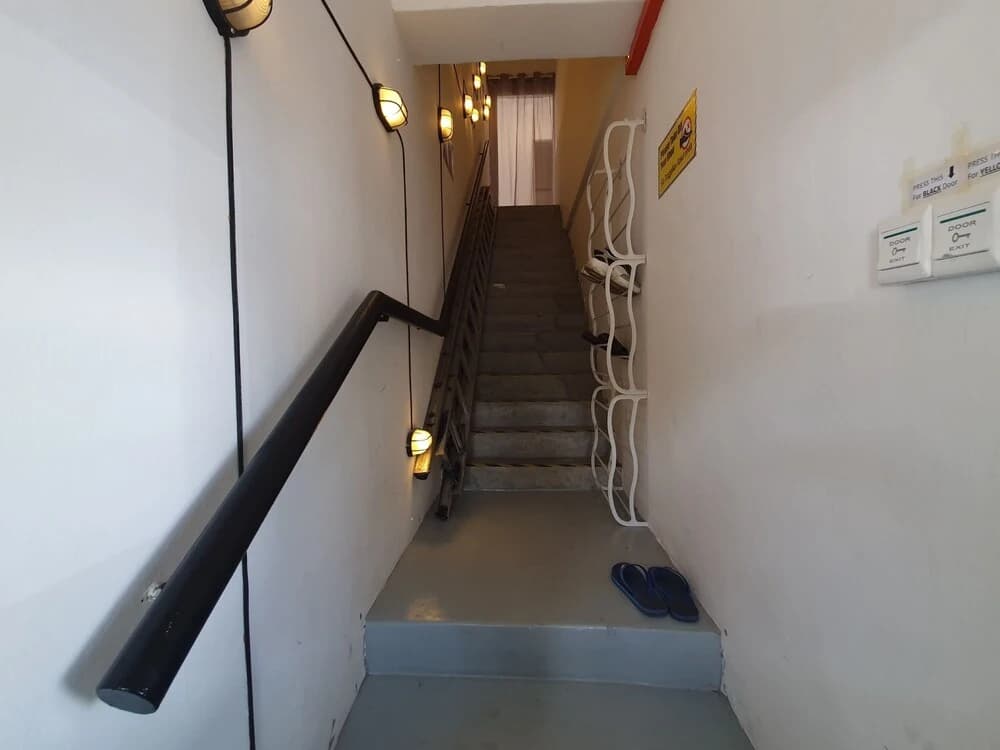 OYO 89728 Home Guesthouse & Cafe - photo 10