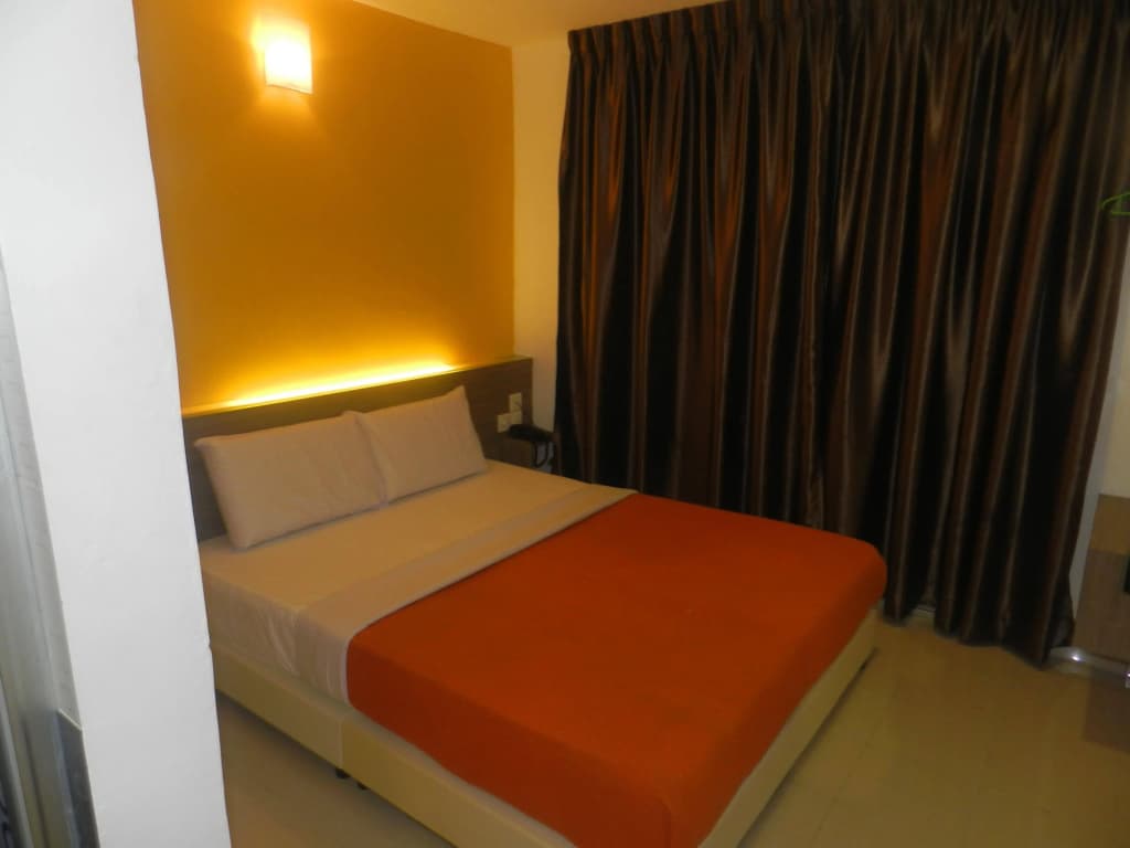 Yellow Mansion Hotel Melaka Raya - photo 4