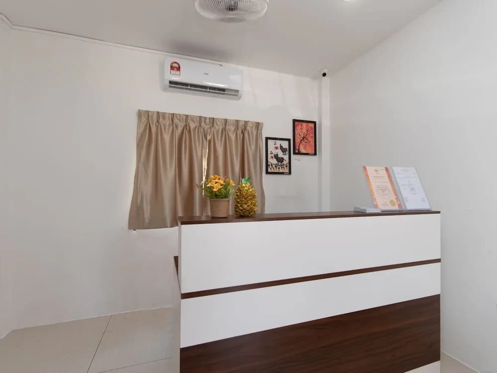 Weng Bee Guest House by OYO Rooms - photo 2
