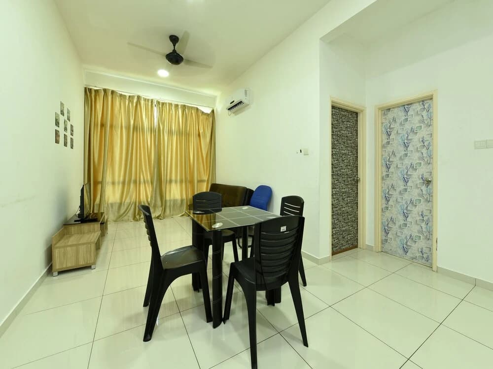 OYO Home 90401 D' Summit Residence - photo 15