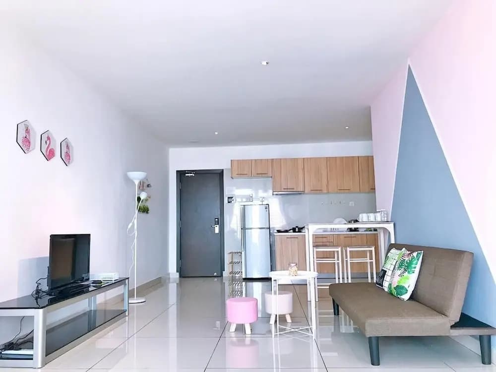 Jb City D'esplanade Shopping Mall Apartment - photo 14