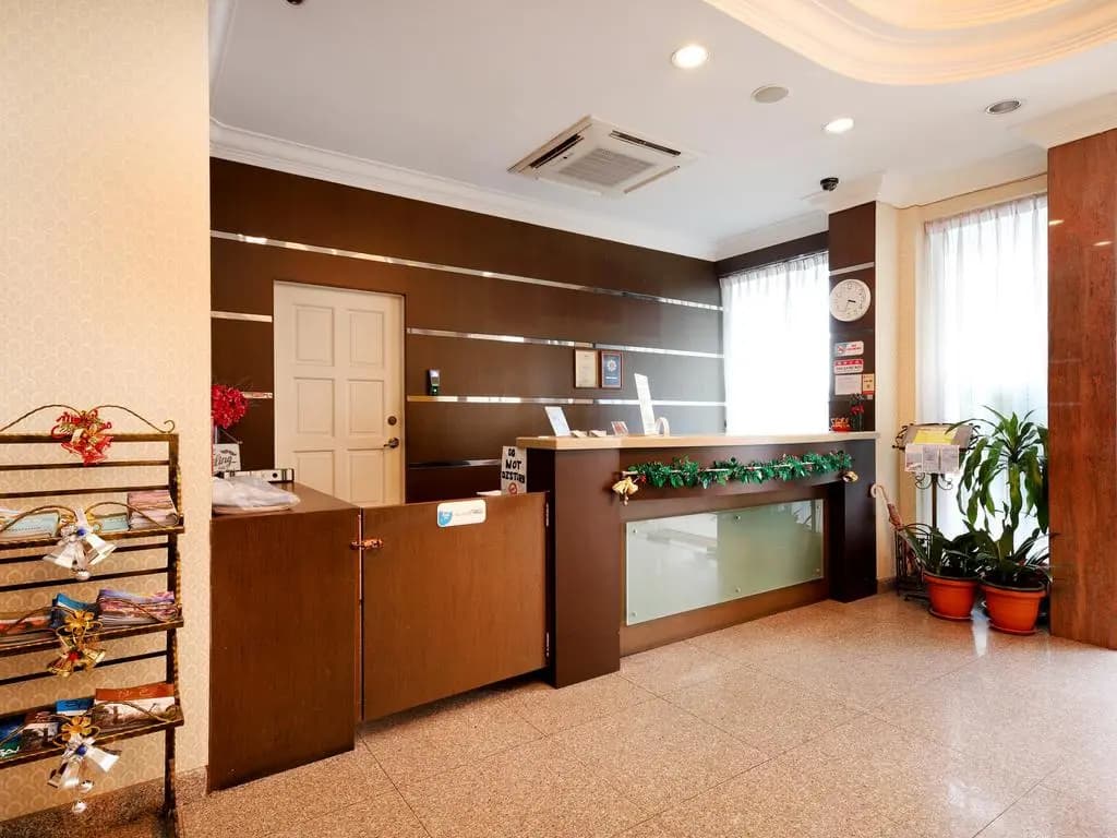 OYO 1108 Bundusan Hotel - photo 16