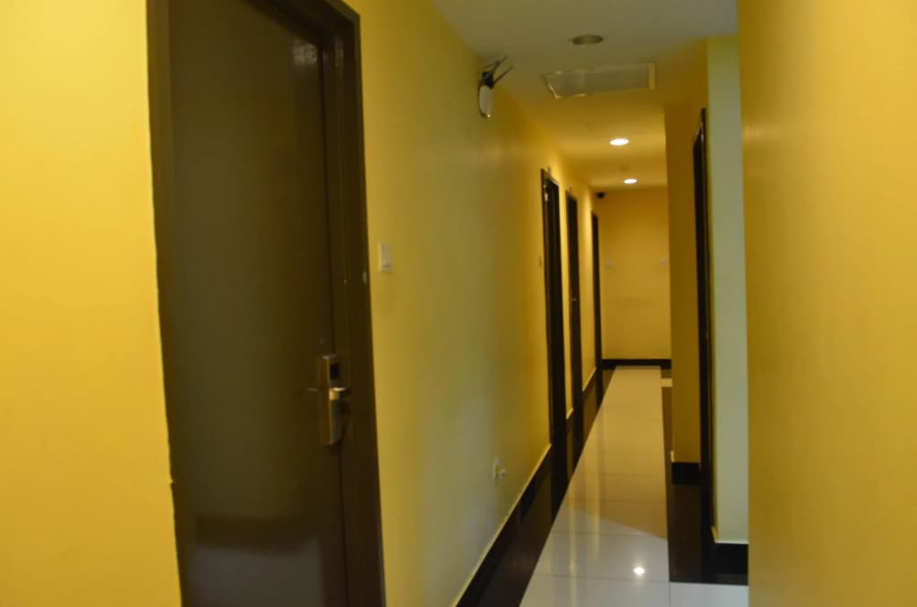 Hotel Lintas Plaza - photo 12