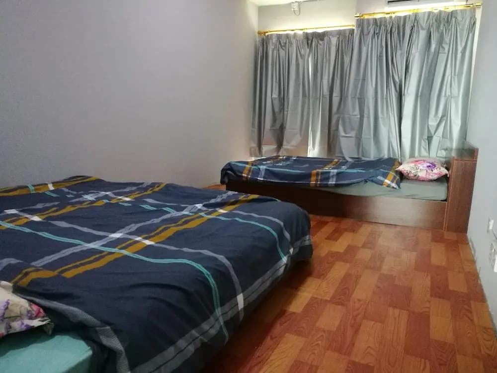 Oceanus Backpackers Hostel - photo 5