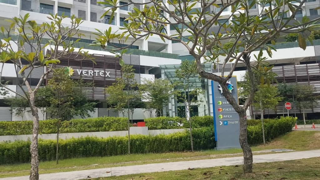 Cyberjaya Cybersquare Suite by Kroll Home2stay with UNIFI TV Wifi Studio Apt - photo 1