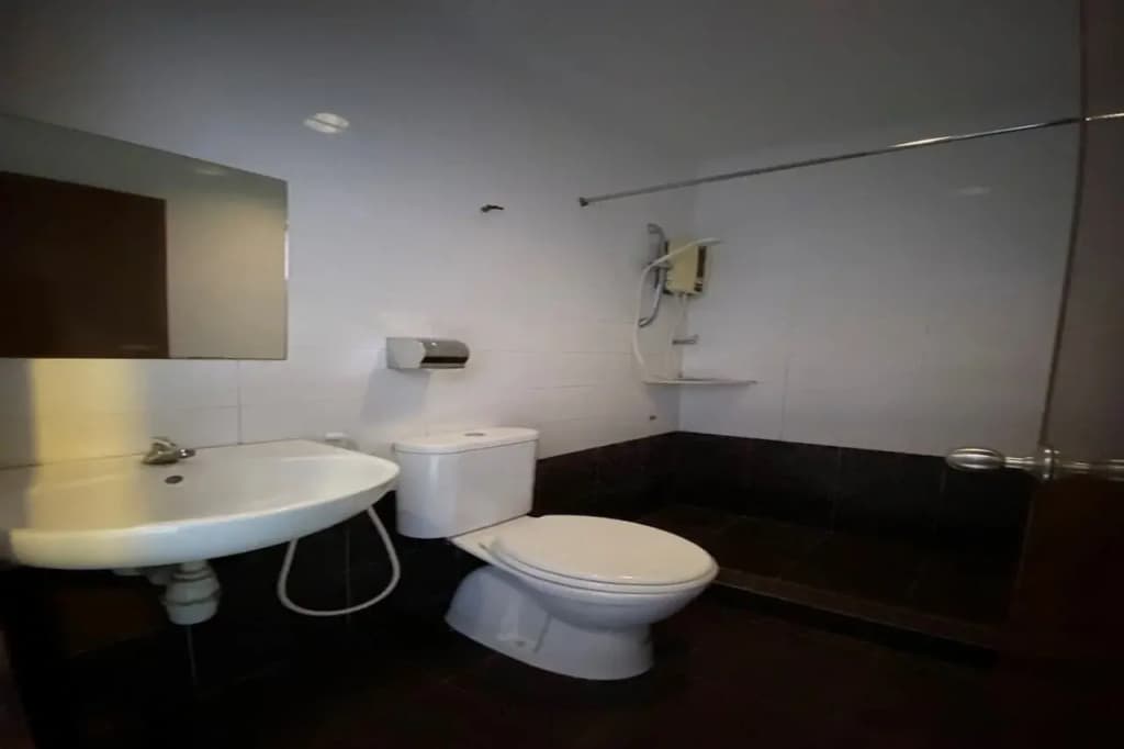 Bary Inn KLIA Transit Hotel - photo 7